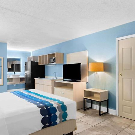 Suburban Studios By Choice Hotels - Award Winning - New 2024 - Walk To Eateries & Grocery - Ultra Sparkling - Garden Rooms - Designer Lighting & Right Off I-95 - Proudly An All American Managed Property Brunswick Exteriör bild